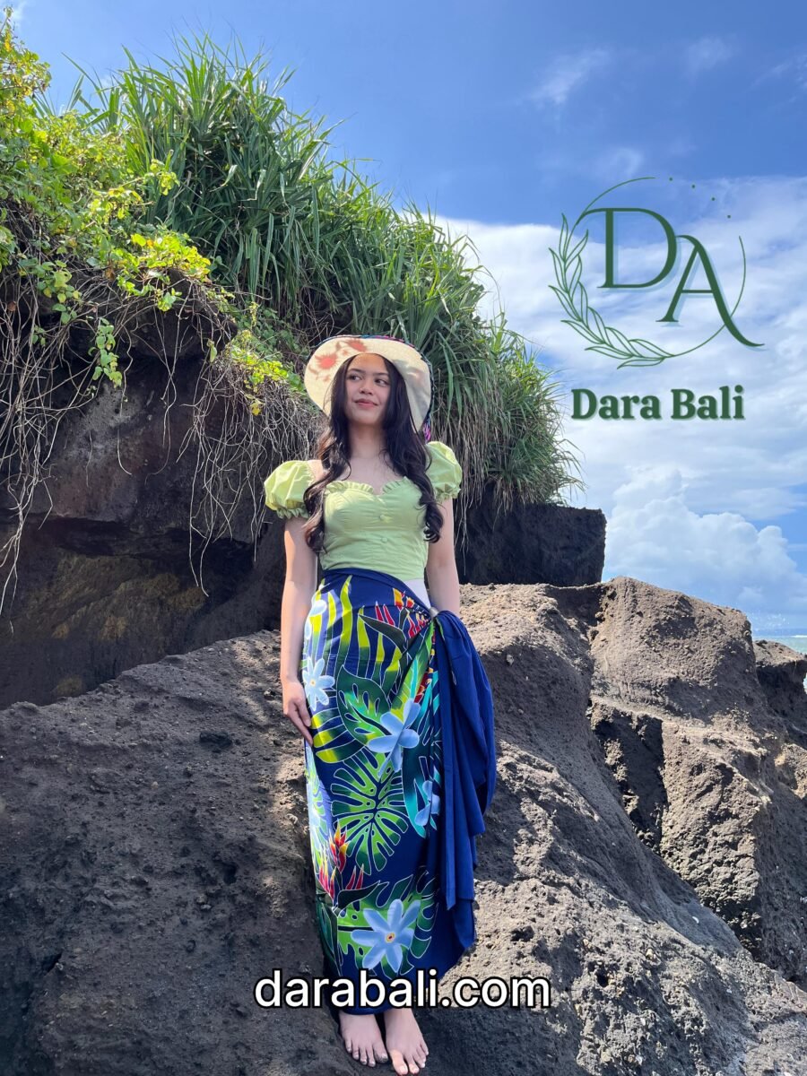 Leaf Blue Lavalava by Darabali